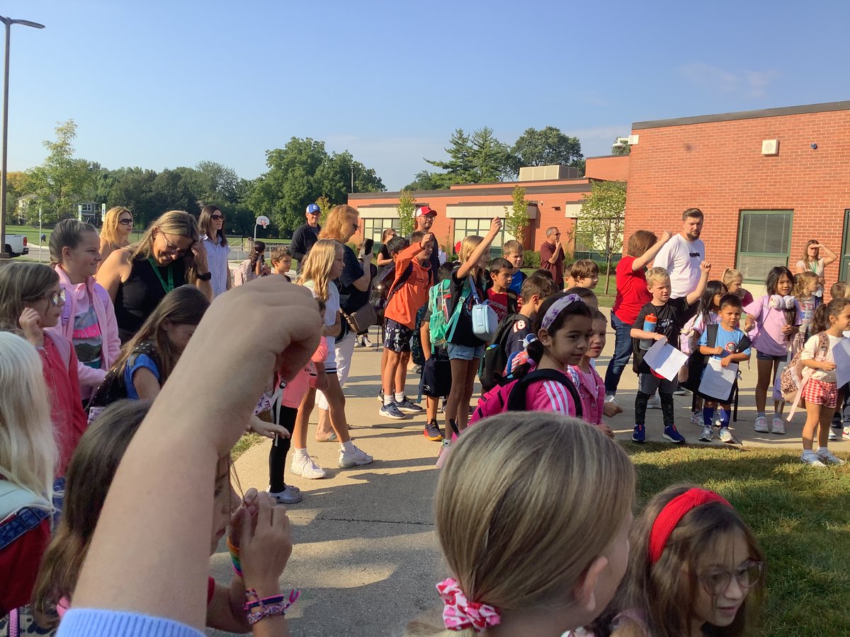 Maria Goldstein tweet media