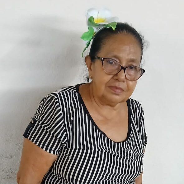 INSSNicaraguaOF's tweet photo. 🌸🇳🇮 PELSCAM Juigalpa, en saludo a las Fiestas Patrias, nuestros adultos mayores participaron en un creativo taller de manualidades, elaborando peinetas decoradas con nuestra Flor Nacional, el Sacuanjoche 👵🧓✨#INSS #Nicaragua #PELSCAM #AdultosMayores #Juigalpa #FiestasPatrias https://t.co/oG6PpZd5Hk