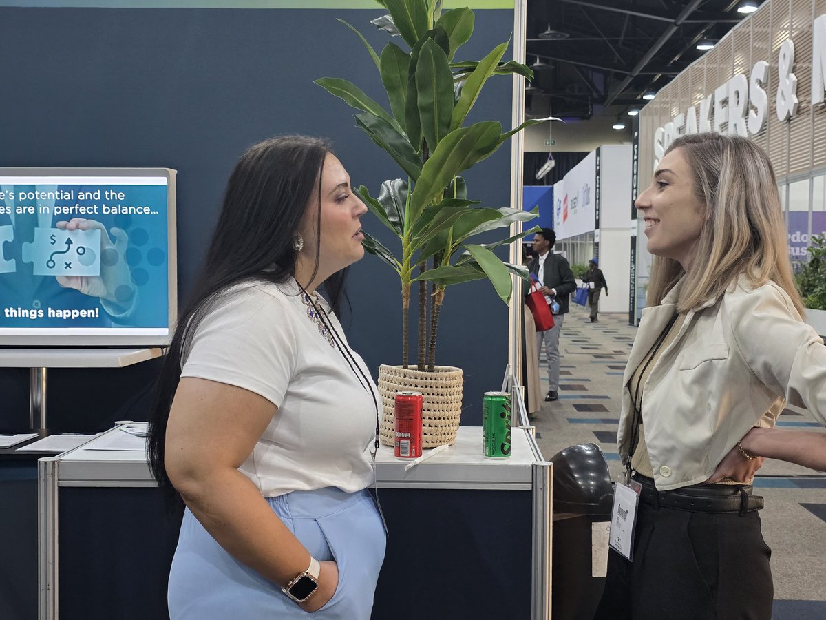 Leader.co.za tweet media