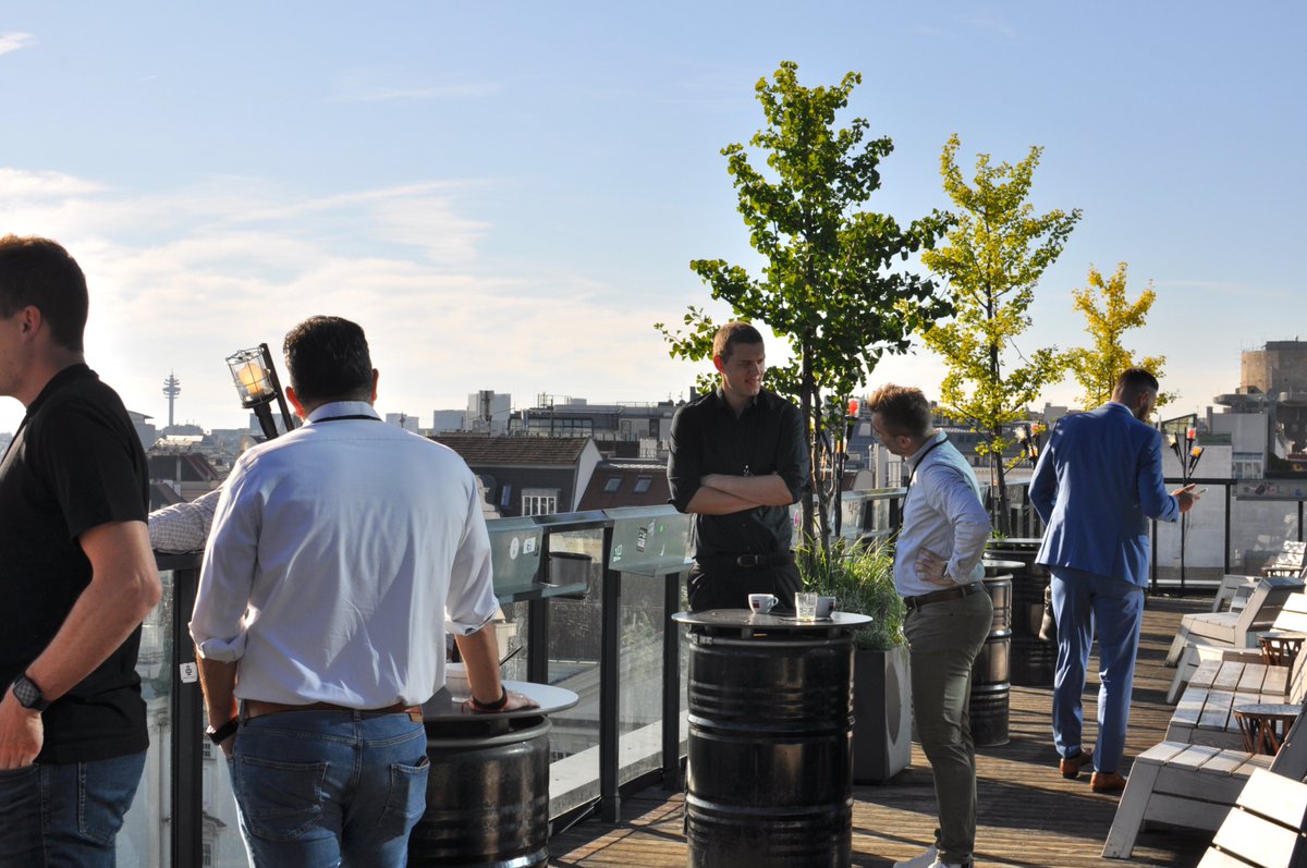 next_layer's tweet image. Partner-Kickoff 2025 über den Dächern Wiens! ☀️
Heute durften wir unser erstes Partner-Event feiern mit spannenden Vorträgen unserer Kollegen, Frühstück und vielen Sonnenpausen auf der Terrasse.
Ein großes Dankeschön an alle unsere Partner:innen für den gelungenen Auftakt!🙏🏼