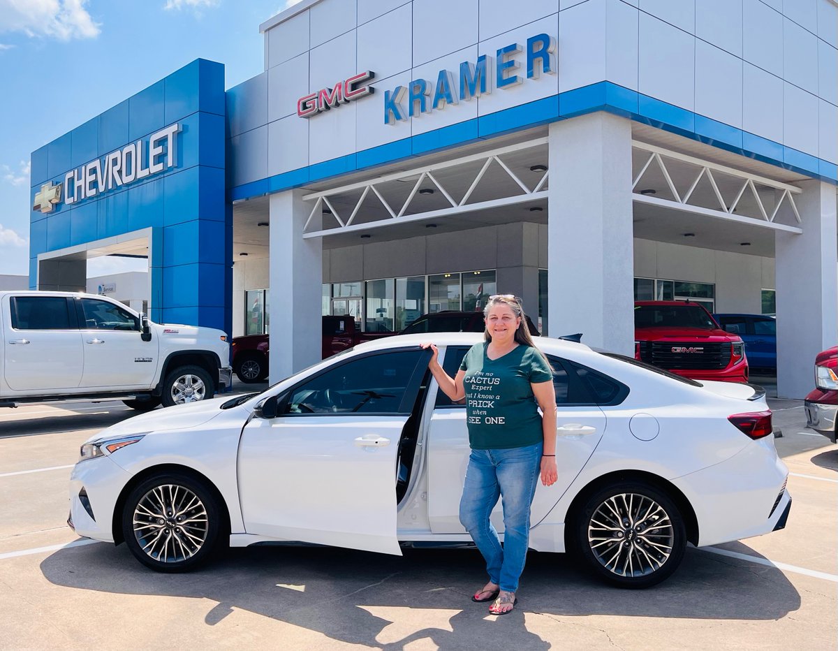 KramerAutoplex's tweet image. 🎉 Congrats to Melanie and her amazing 2024 #Kia! 
Thank you for choosing Kramer!
Sold by Eric Crawford

Here at Kramer Autoplex, we believe in love at first drive! Are you ready to find yours?
☎️ (936) 630-9207
🖥️ bit.ly/3yw90n7

#KramerFamily #KIAExcitement #DriveHappy