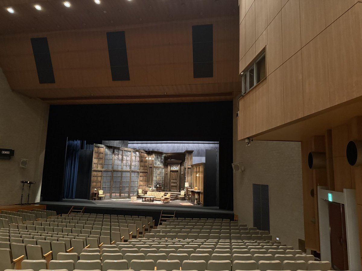 minoringo_go's tweet image. 2025年もはじまりました!
俳優座劇場プロデュース『夜の来訪者』👞
全国公演スタート👞👞👞
首都圏・四国・関越・中国ブロックをまわります💍✨🍷🌸
久々の我が家(倉持家)は相変わらず大豪邸でした!
12月まで元気に頑張るぞ〜❤️🔥