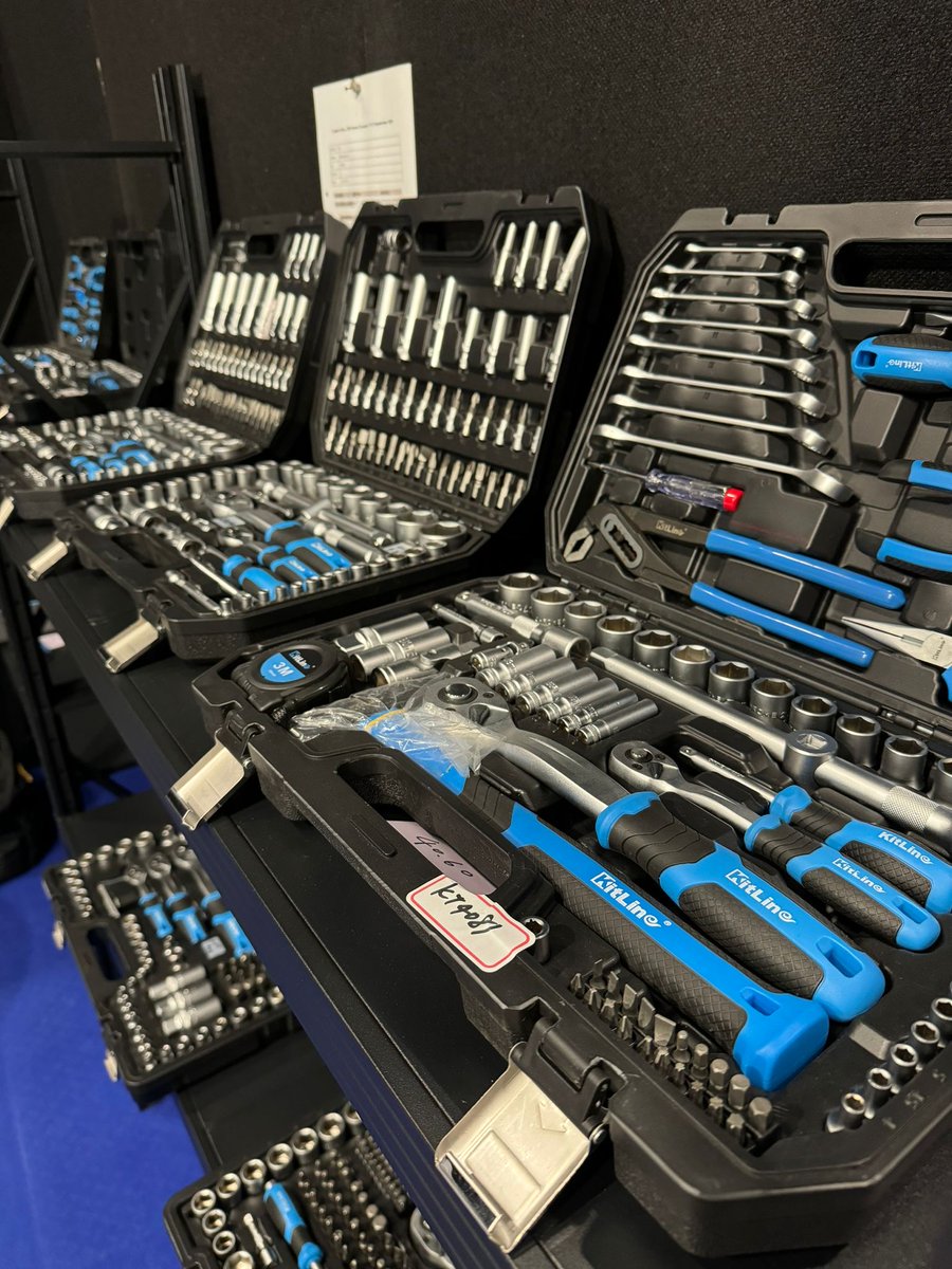 Toolfair & ProBuilderLive (@toolfair_pblive) on Twitter photo From live demos to unbeatable show-only deals, #Toolfair has it all! π§β‘ Get hands-on this afternoon with the latest tools, learn new tricks, and take advantage of exclusive offers available today. 
<a href="/Bott_Ltd/">bott UK</a> From live demos to unbeatable show-only deals, #Toolfair has it all! π§β‘ Get hands-on this afternoon with the latest tools, learn new tricks, and take advantage of exclusive offers available today. 
<a href="/Bott_Ltd/">bott UK</a>