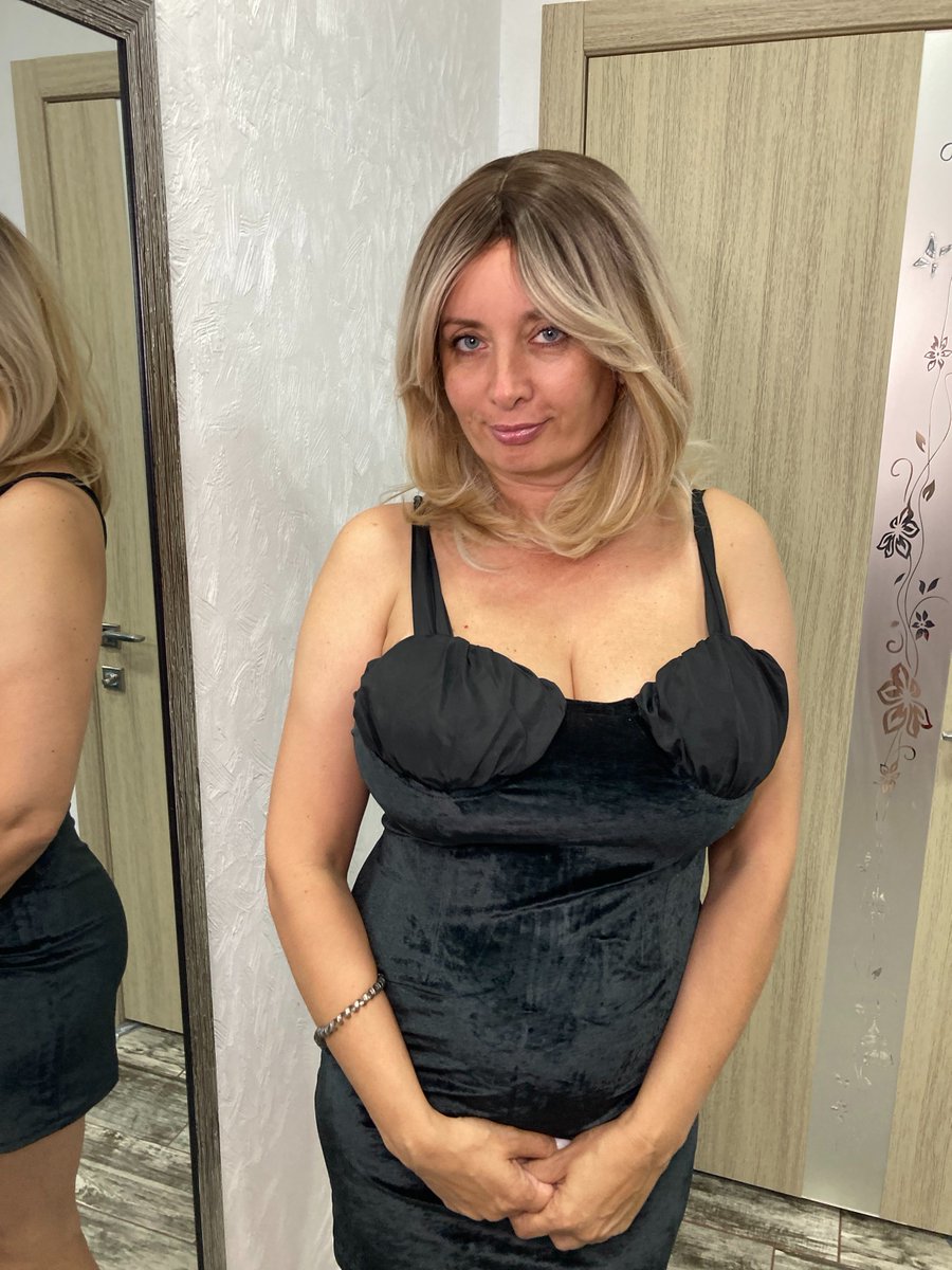 MaryMilfu's tweet photo. How old do you think I am? https://t.co/L9TZJlxPJN