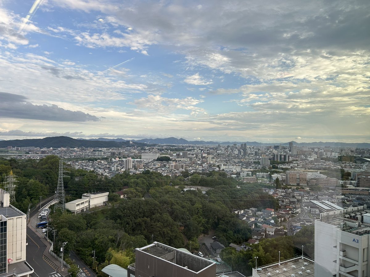 F_math3600's tweet photo. 環論・表現論シンポジウムでした〜〜
久しぶりにいい刺激を貰えた https://t.co/tag2fNtUor