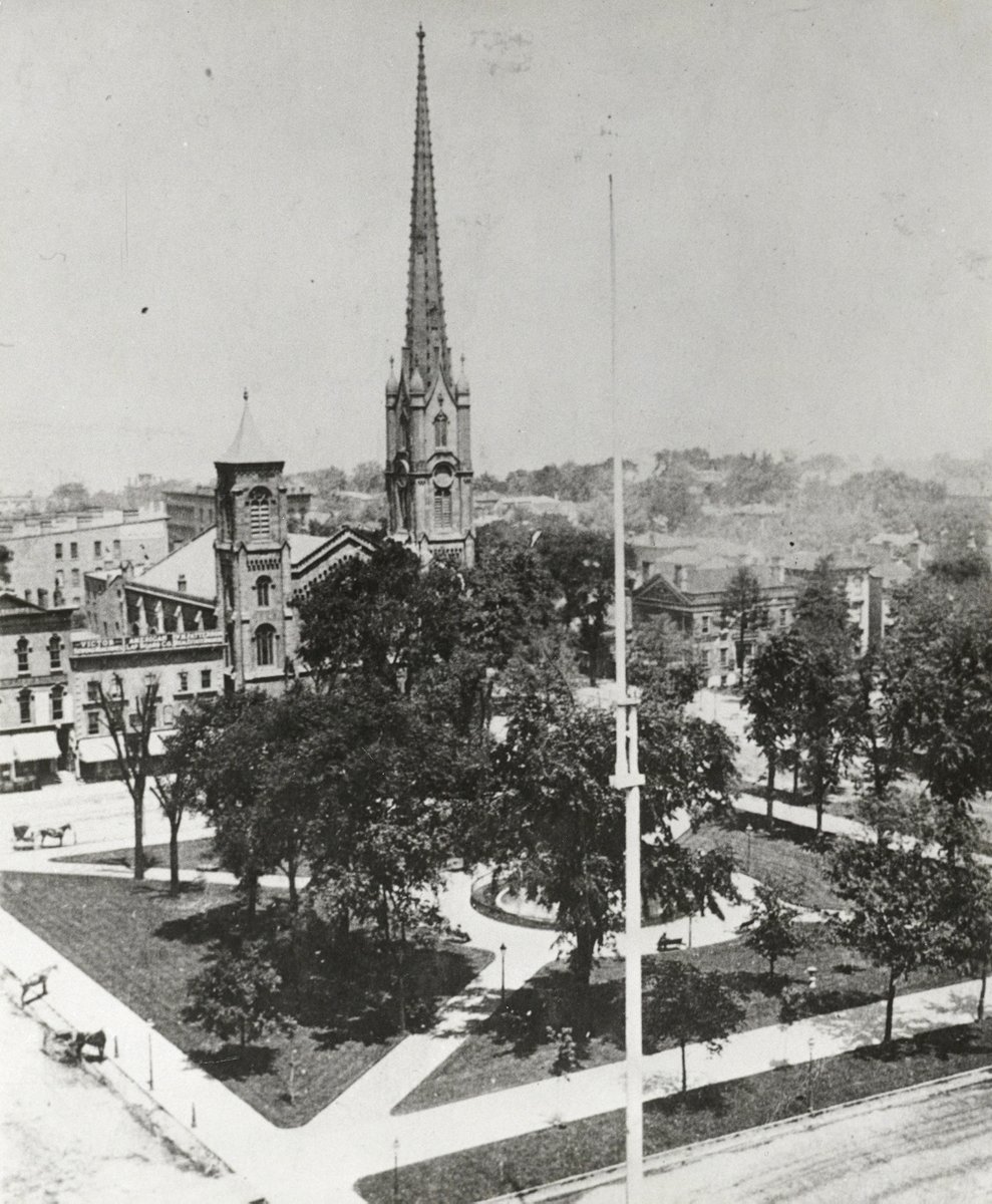 Cleveland_PL's tweet photo. #TBT Today’s photo takes us back 151 years to a view of Public Square in 1874. 

Cleveland Picture Collection. Photographer: Unknown. Source: Plain Dealer 

📷 Cleveland Public Library, Photograph Collection 

#CLE #ThisWasCLE #Cleveland #ThisIsCLE #Retro #PublicSquare https://t.co/y9M6BBV1Ys
