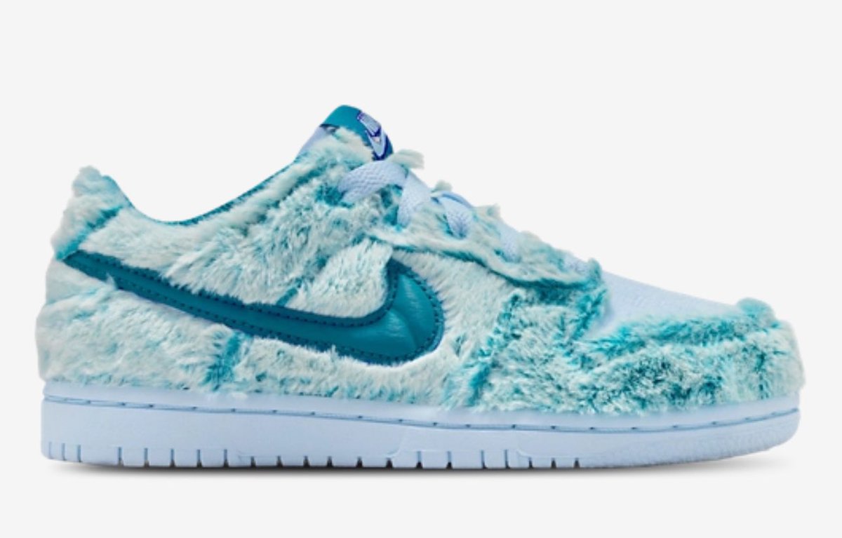 SnkrsStock's tweet image. AD:Nike Dunk Low Boys' Preschool "Abominable Snowman" 
mavely.app.link/e/jBt6pHkOqWb