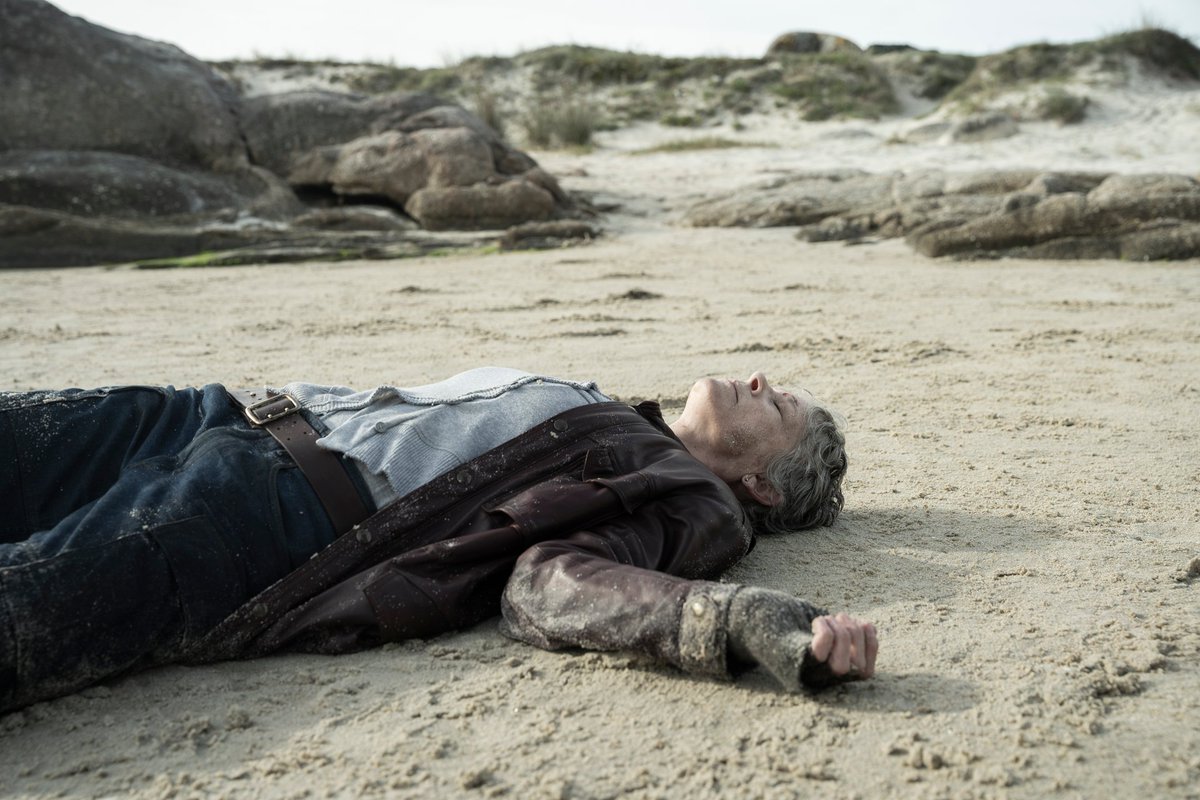 Типичное состояние после рабочего дня по четвергам.

🎬 «Ходячие мертвецы: Дэрил Диксон»