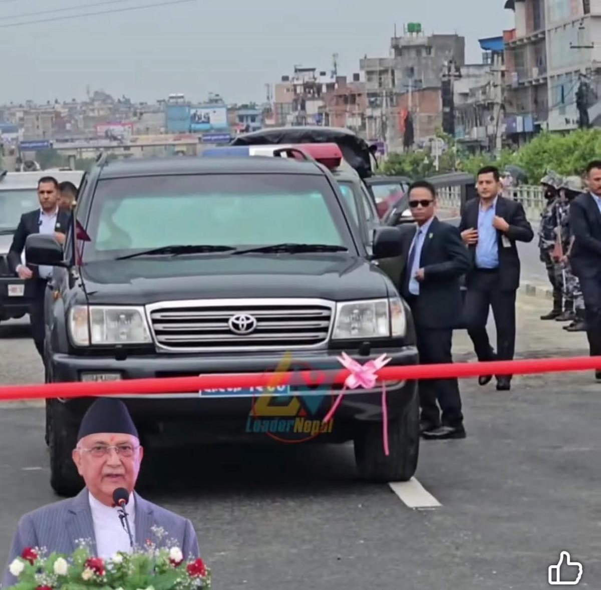 Б. Батхүү: Непалын ерөнхий сайд 470 унасан, тансаг хэрэглээтэй гээд зодуулсан байна ш дээ, гэтэл манай 5000н дарга сайд нар 570,600-тай. Зүгээр л сумын хурган дарга 600 унаж байна.. Үүнийг чинь авилгал гэхгүй бол өөр юуг авилгал гэх юм.. Цалингаасаа давсан орлогоо шалгуулцгаа‼️