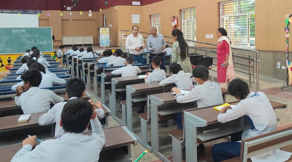 Dir_Education's tweet image. Nipun Sankalp Baseline Assessment underway!
Our Officers are ensuring accurate student evaluations through monitoring to kickstart targeted interventions for foundational literacy & numeracy.
Let's work together to build a strong foundation for every child! #NipunBharat