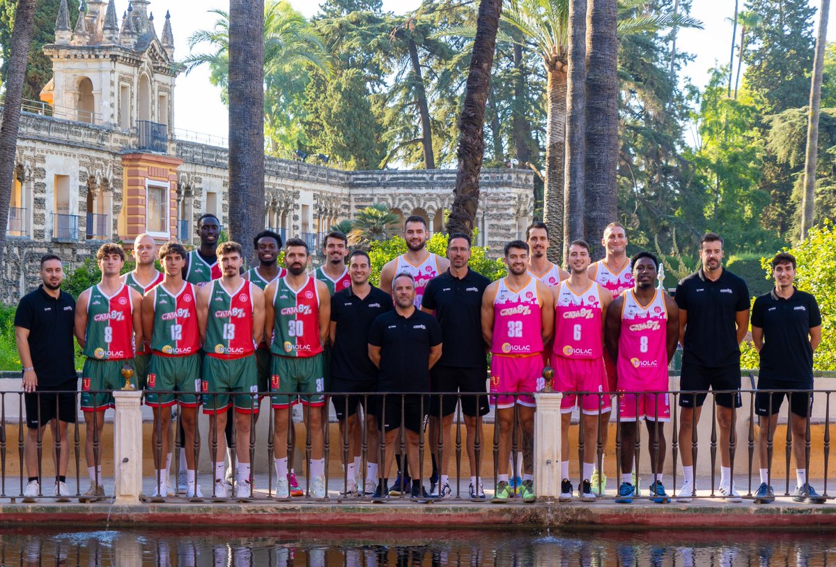 Nuestra imagen, en un lugar que trasciende el tiempo

Hoy hemos tenido el honor de realizar la foto oficial del club Caja87 en un escenario único: los Reales Alcázares de Sevilla.

Un lugar cargado de historia para un equipo comprometido con el presente y el futuro.