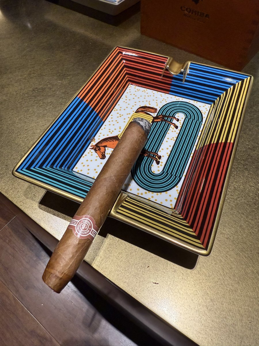 这次又要装到了，蹭了个04的老茄！

我来尝尝味道怎么样？