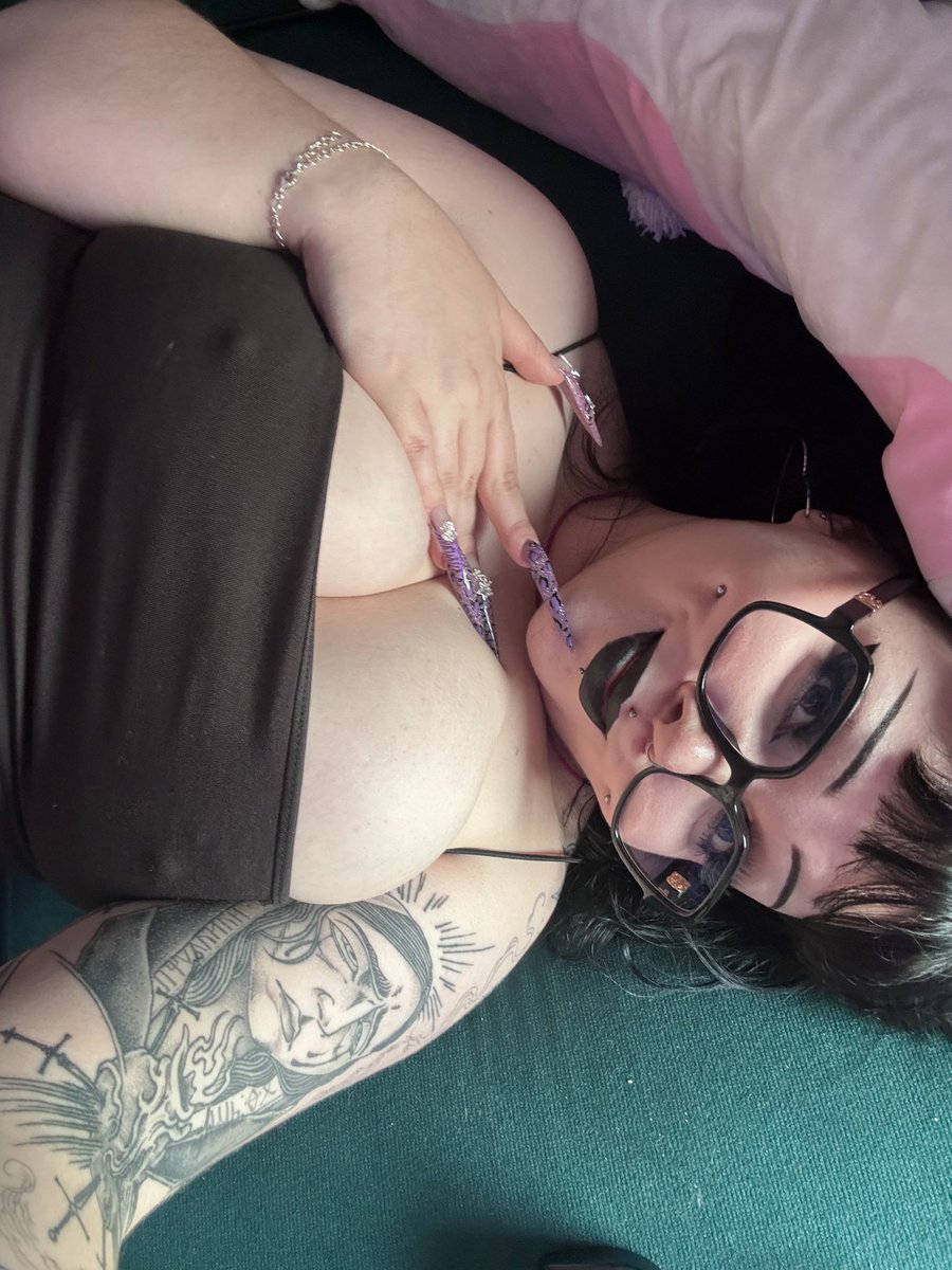 Jules @julesvictoria03 - Twitter Profile | Sotwe