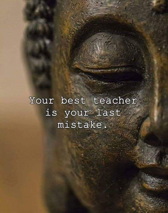Know Thyself (@knowthyselfspir) on Twitter photo "Seu melhor professor é seu último erro." "Seu melhor professor é seu último erro."