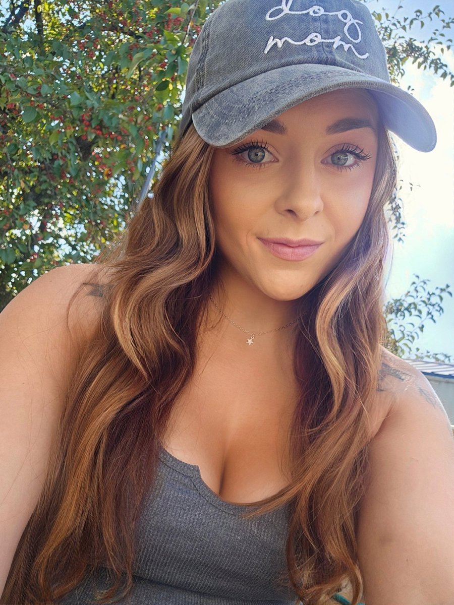 Getting ready to go spend the night with my bestie!!!!🥰🥰