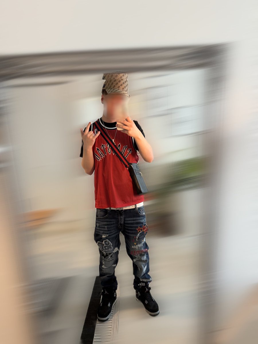 Oskar tweet media