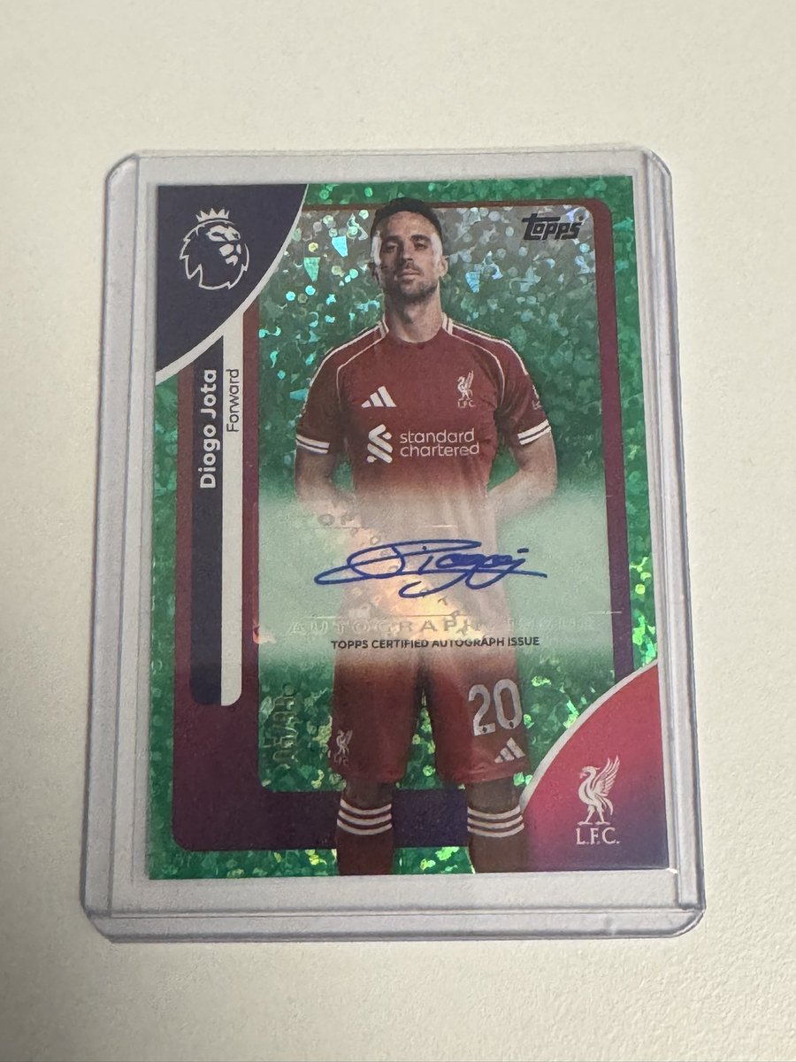 benheather's tweet image. Hey @LFCCollector hope you’re good. 

My son’s collecting the Topps Premier League cards this year, as Leeds fans, it hasn’t been of interest the last few years 😂

On Monday we packed this autographed Diogo Jota /99 card 

Do you have any idea of the value?