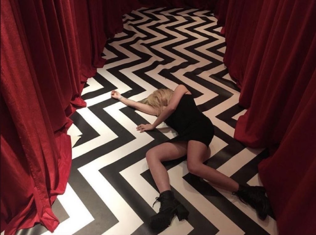 sky ferreira archive (@skyarchirve) on Twitter photo 