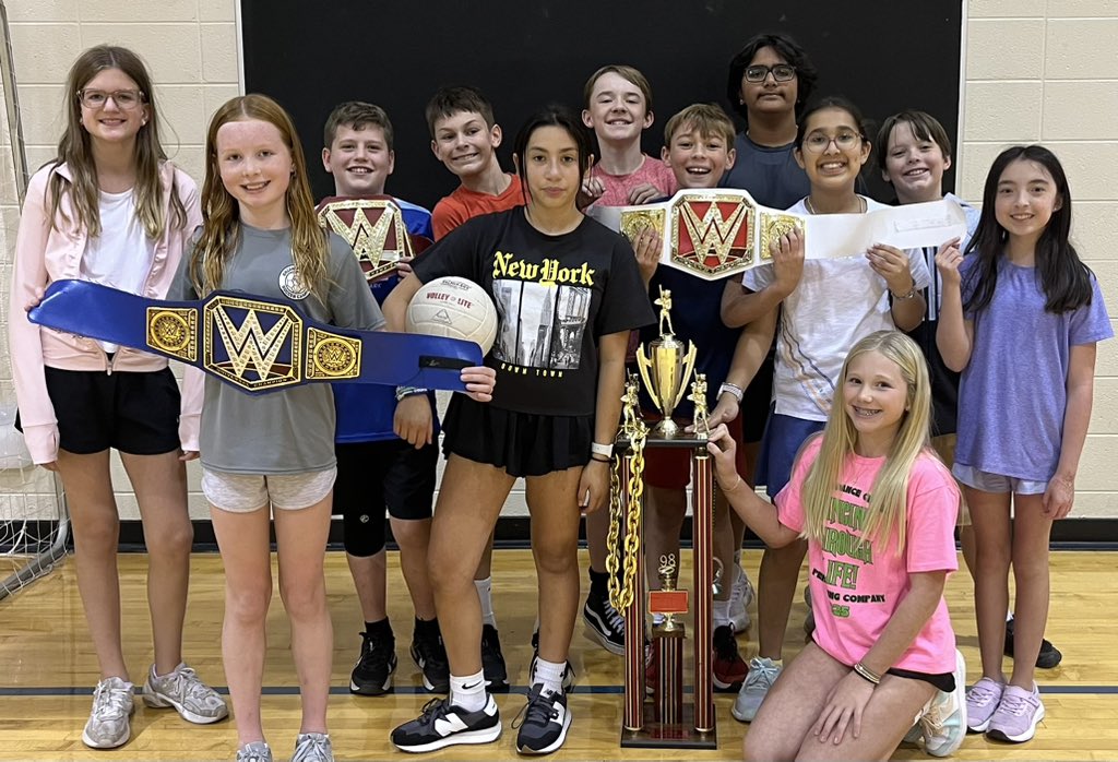 ClintSDaniel's tweet photo. 6th grade SWOLE NATION volleyball champs 🏆🏆💪💪🏐🏐 @Dodgen_MS_Cobb @cobbhpe https://t.co/mwjGxd2dEB