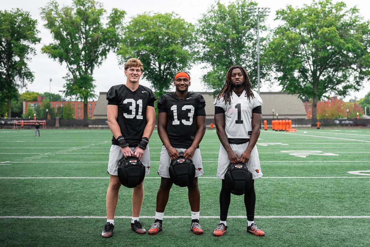 Scout Team Players of the Week - Logan Knapp, Tyree Blake &amp; T’Andre Waverly. Gave us great looks in practice as we prepare for Texas Tech. Keep it up!