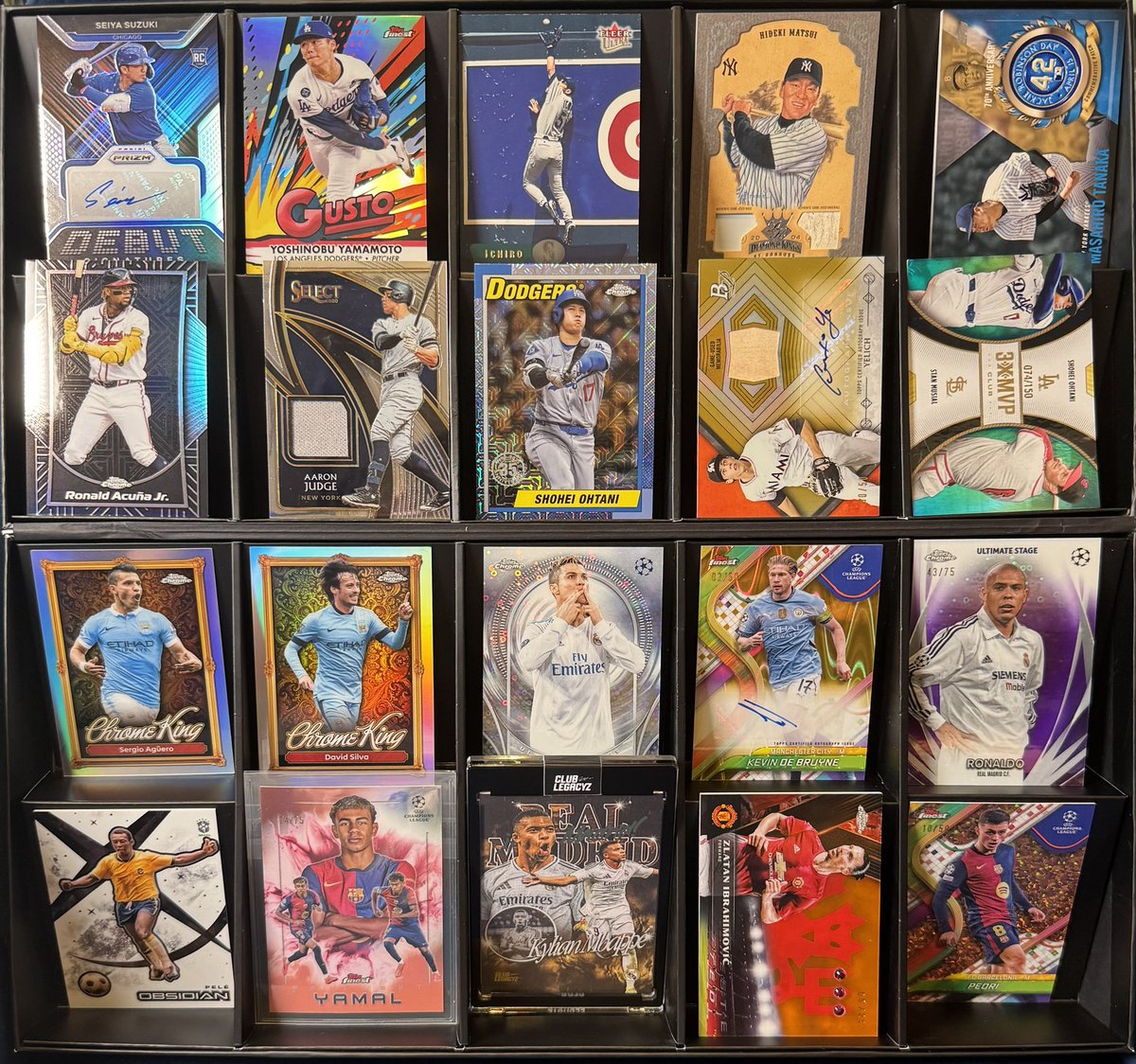 【リポストキャンペーン第1弾】
スポーツカードのお祭り
SPORTSCARD CONNECT#1
9月28日29日開催
画像のカードから1枚を抽選で20名の方にプレゼント　抽選は生配信

条件
①このXアカをフォロー
②いいね
③リポスト
④コメントにサッカーor野球の2択と自由コメント

当日の会場では更に凄い抽選会が！
