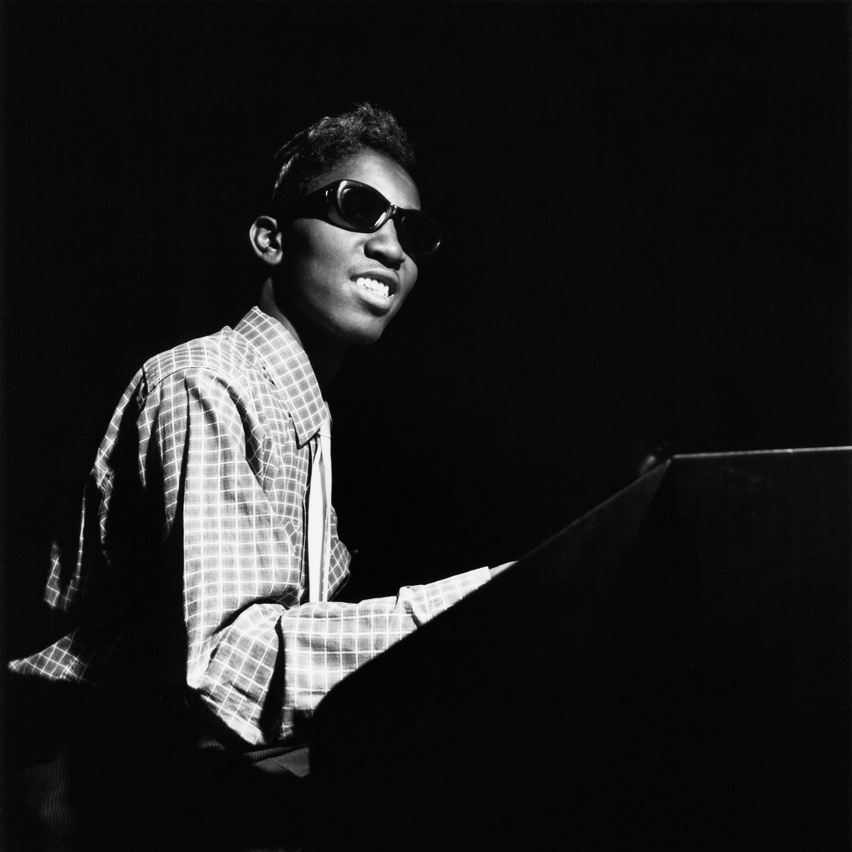 Baby Face Willette was born on this day September 11, 1933 in Little Rock, Arkansas. After appearing as a sideman with Lou Donaldson &amp; Grant Green in 1961 the organist made 2 excellent Blue Note albums of his own: "Face to Face" and "Stop And Listen" store.bluenote.com/collections/ba…