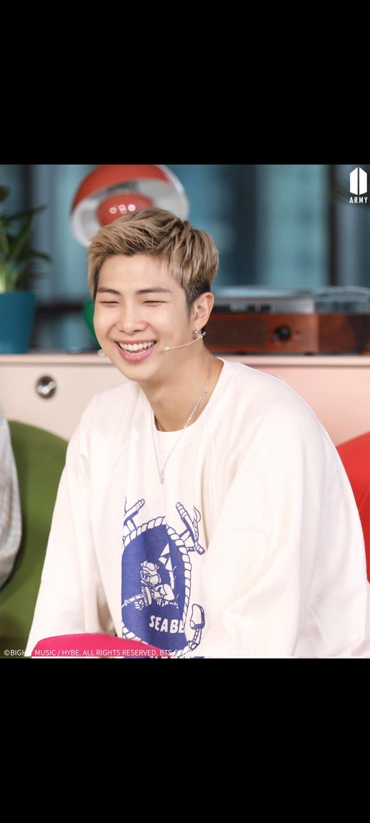 ilaydagd's tweet photo. HAPPY BIRTHDAY RM
IN SILVER CLOUDS WITH RM 
KEEP SHINING NAMJOON
#HappyNamJoonDay 
#HappyBirthdayRM 
#RMDay2025 
#CelebrateKingNamjoon
#RM_TheCulturalBridge 
#KingOfLyricsRM 
#BornToBeNamjooning 
#NamjooningTheNation 
#ForeverArtistRM https://t.co/nT4VZI4cV2