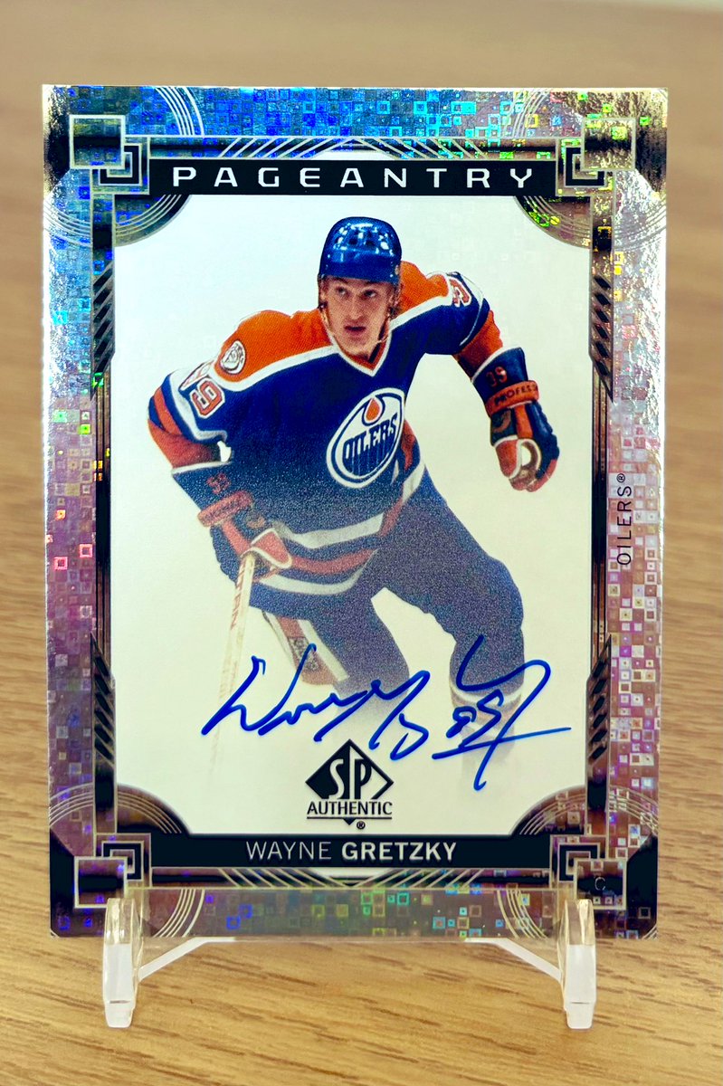 🚨 NEW R@ZZ 🚨

🟠 THE GREAT ONE - GRETZKY 🔵

24-25 SP AUTHENTIC WAYNE GRETZKY PAGEANTRY AUTO SSP

100 Spots @ $8 🇨🇦

I’ll add everyone to a chat and share payment details and run it all there :)

Claim in the comments 👇🏻