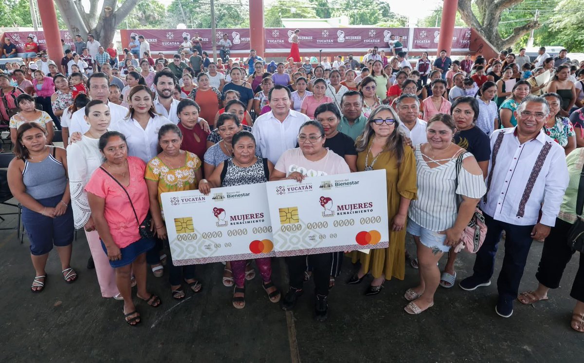 🪪✨ Entregamos tarjetas del Banco Bienestar a beneficiarias del programa Mujer Renacimiento, impulsando inclusión financiera y el desarrollo de las mujeres yucatecas. 💜

#SETY #MujerRenacimiento #RenacimientoMaya