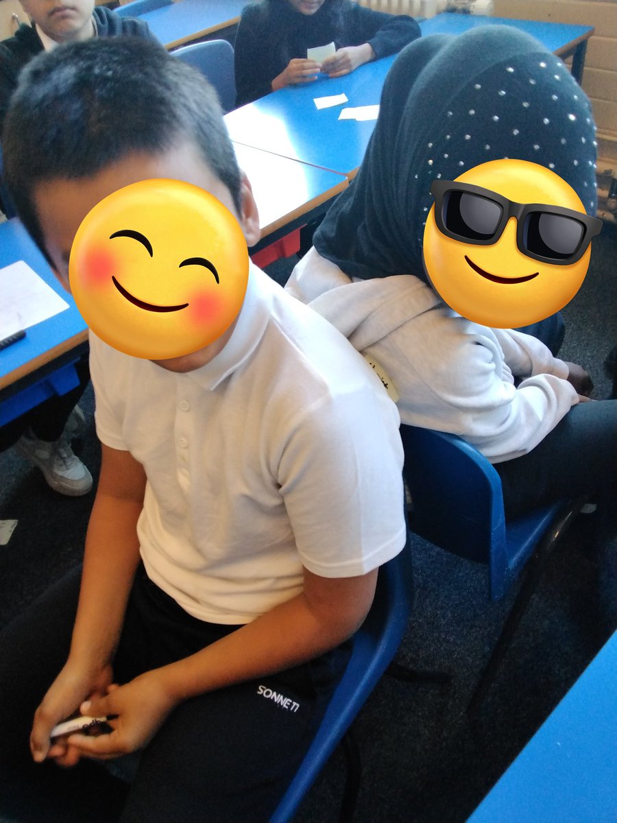 LeighPrimary's tweet image. Year 6 have used vo-back-ulary to help them retrieve some of their vocabulary! What a brilliant start to their #Reading lesson! #linguistic #checkingforunderstanding #knowingmore #rememberingmore @voice21oracy #creativity #aspiration @LeighTrustCEO @LeighPrimaryHT