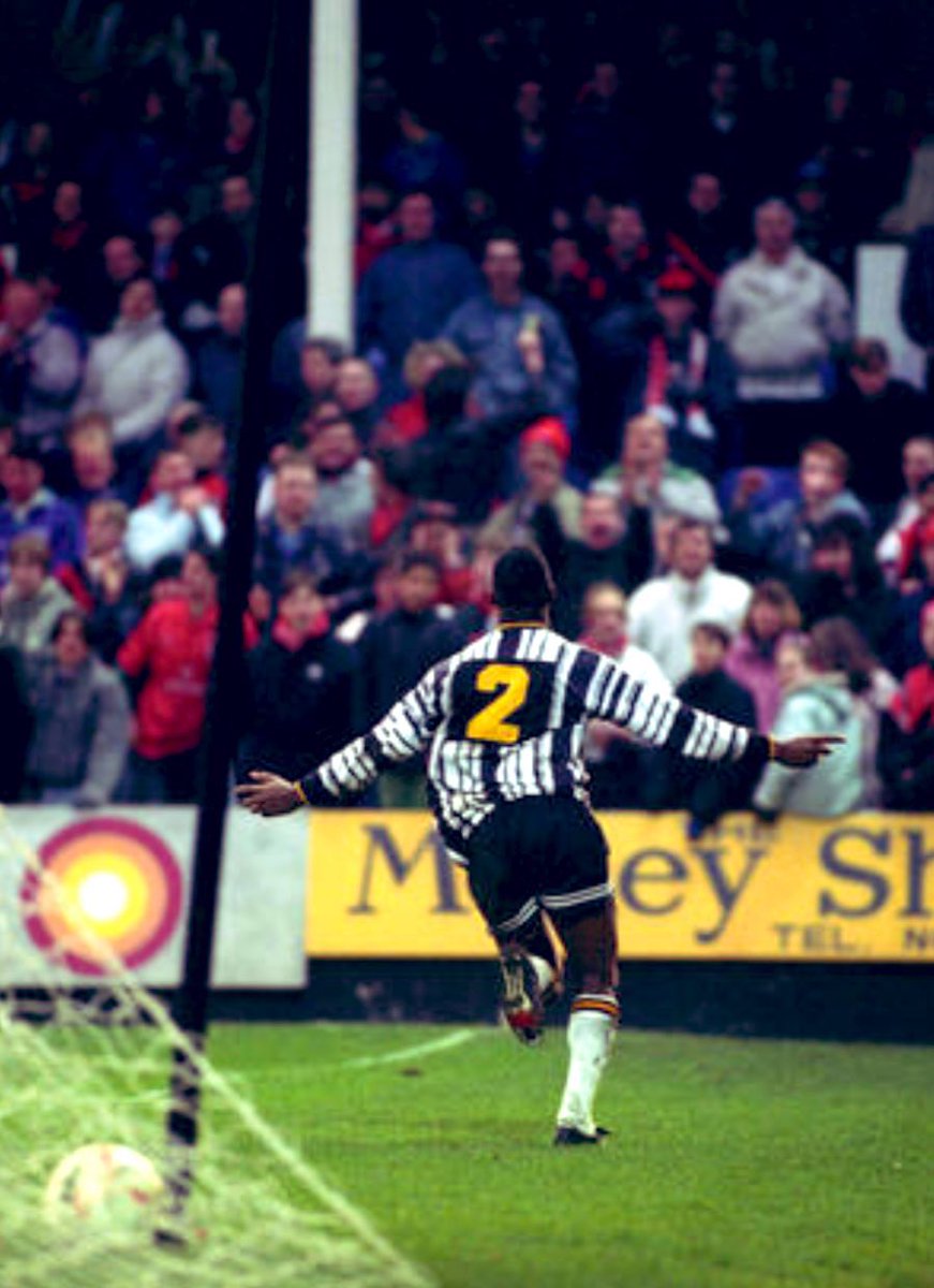 Classic Notts Shirts (@classicnotts) on Twitter photo Some classic 90’s dropping in the next few days ⚽️
#notts #nottscounty #nottscountyfc Some classic 90’s dropping in the next few days ⚽️
#notts #nottscounty #nottscountyfc