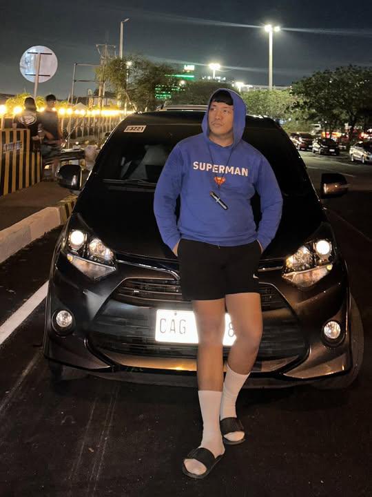 siklista02's tweet photo. Night ride🚗 https://t.co/fZrPWvLfST