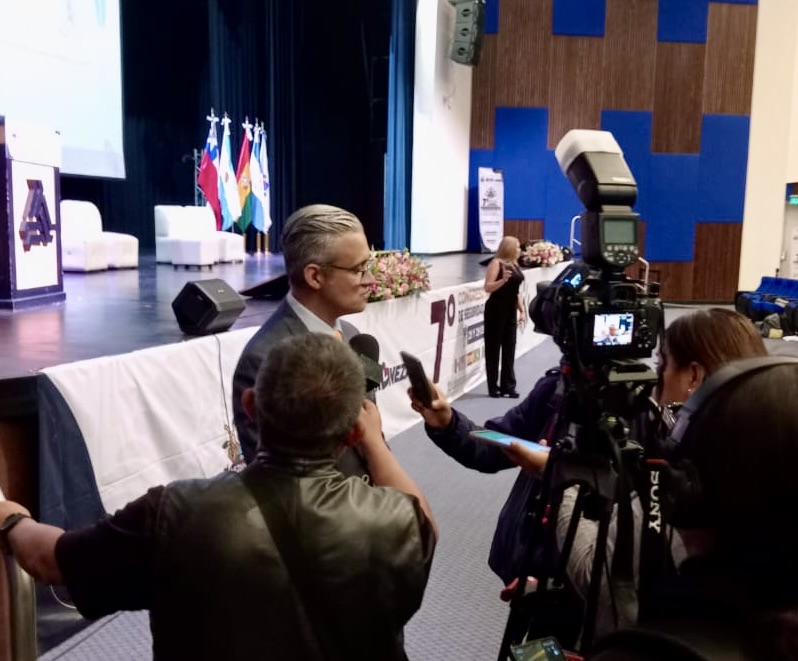 Participación en el 7mo Congreso Internacional de Seguridad y Proximidad Social en la Ciudad de Naucalpan de Juarez con la conferencia "Seguridad con Inclusión, resiliencia y desarrollo Sostenible". Agradezco a las autoridades del municipio por la invitación.