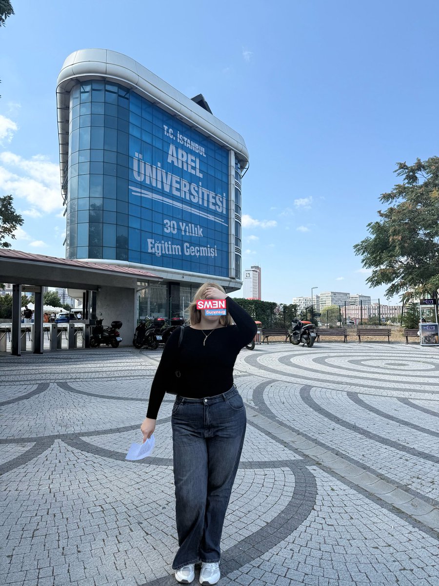selam 
ben de artık üniliyiiimm