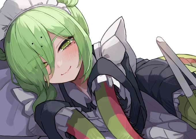 添い寝カマキリメイドさん