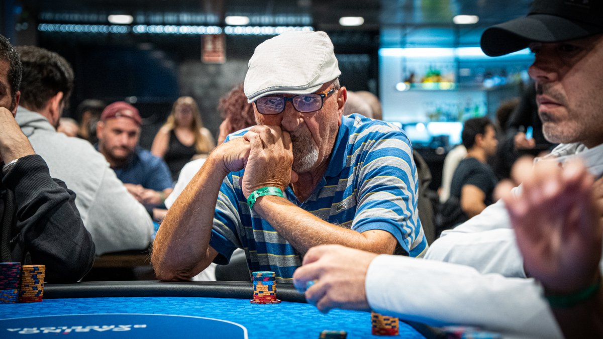 ♠️♥️ OPENING 1B - #LowSeries ♦️♣️

Nivel 4 en juego con 114 entradas y 102 jugadores únicos ocupando sus asientos.

La Poker Room luce llena y el ambiente de póker se respira en cada mesa. 🃏

By <a href="/CasinoBarcelona/">Casino Barcelona</a>