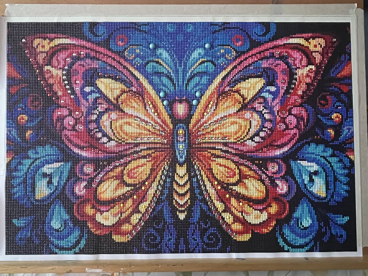 This beauty is finished 🤩🦋💕 #diamondpainting #art #artist