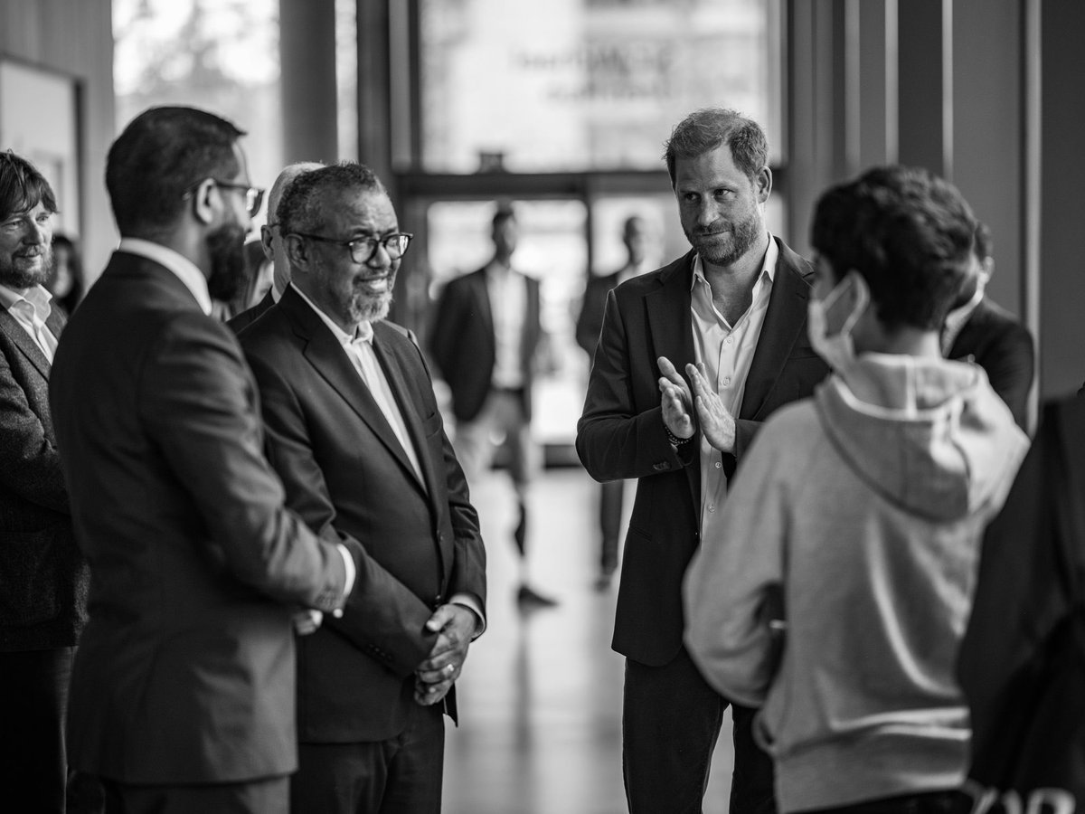 I am so inspired by 15 year old Palestinian boy, Majd Alshaghnobi, who was injured by tank fire in #Gaza, and after being evacuated to Egypt was brought to London for medical treatment.

I thank all in the #UK including @projectpurehope, who have helped to provide needed