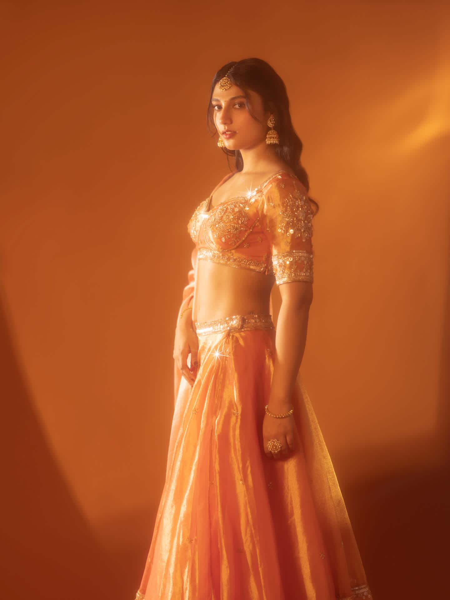 G0lHT9_aUAIIe1e?format=jpg&name=large