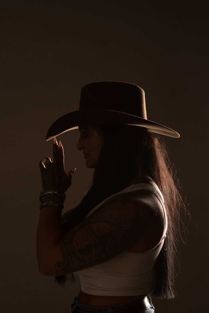 ms_delta_punk tweet media
