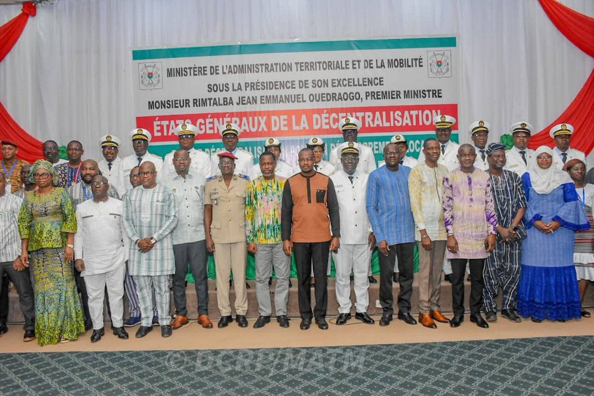 MATM_BF's tweet image. Le Premier Ministre a ouvert les États généraux de la décentralisation (10-12 sept. 2025) à Ouagadougou. Objectif : repenser la gouvernance locale pour renforcer la sécurité et améliorer les conditions de vie. Un tournant majeur pour la refondation de l’État.
#MATM