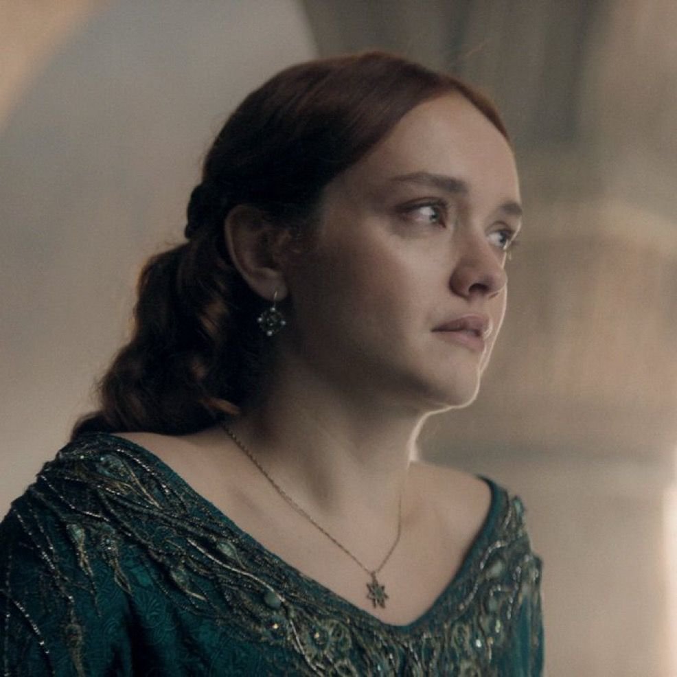 alicentmaxxing's tweet image. Alicent Hightower x Cherry Laine (cherrycent)