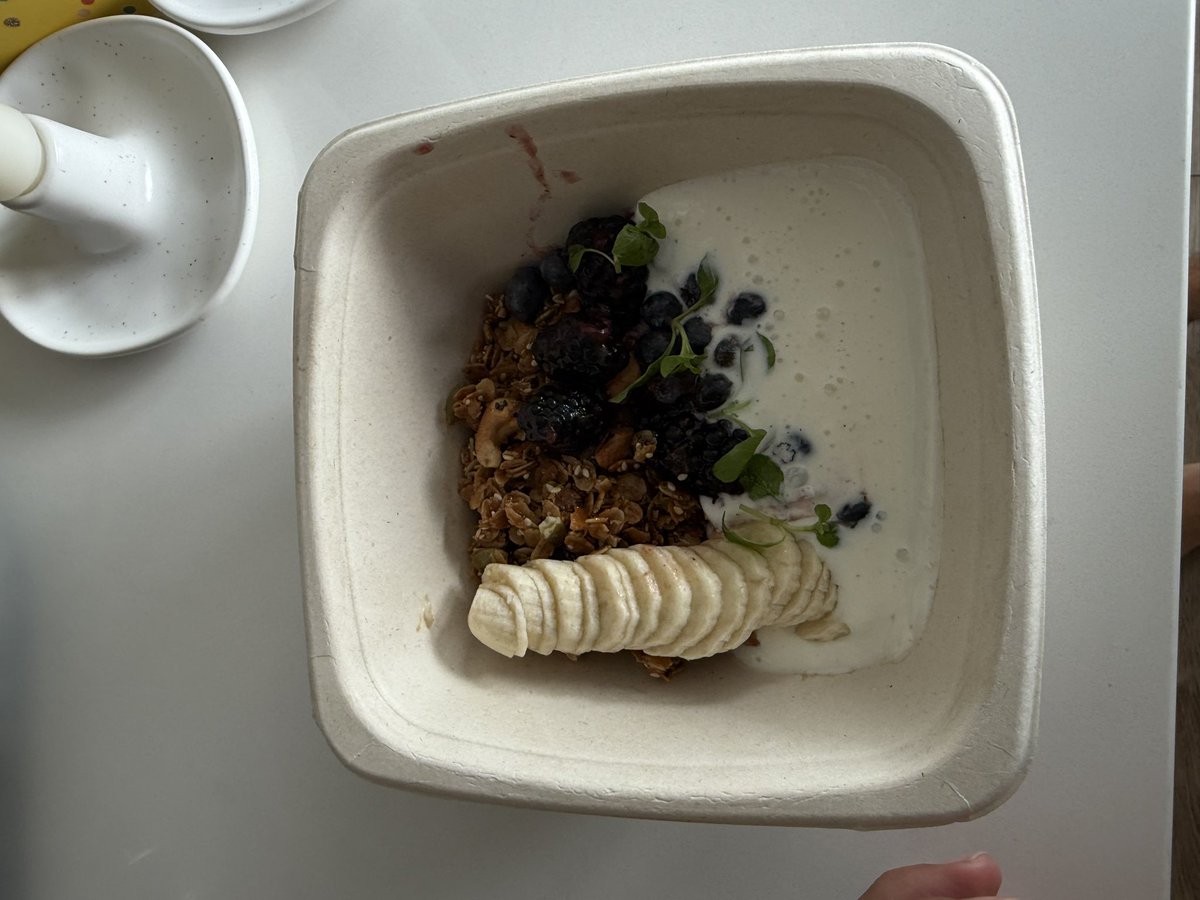 CShabahang's tweet photo. @Uber_Support why does your in app support think a hot yogurt parfait should not be refunded? It’s completely melted and inedible. Will be sticking exclusively to @DoorDash in the future if this isn’t rectified. https://t.co/UMREBloYhs