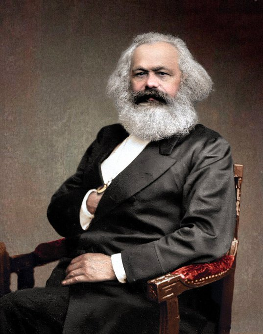 oliver_talk's tweet photo. Dostoiévski destruiu Karl Marx em um único parágrafo.

Em poucas linhas, desmontou o comunismo — e expôs o mal em seu núcleo podre.

Aqui está o que ele escreveu… 🧵 https://t.co/NsVyrfXIZF