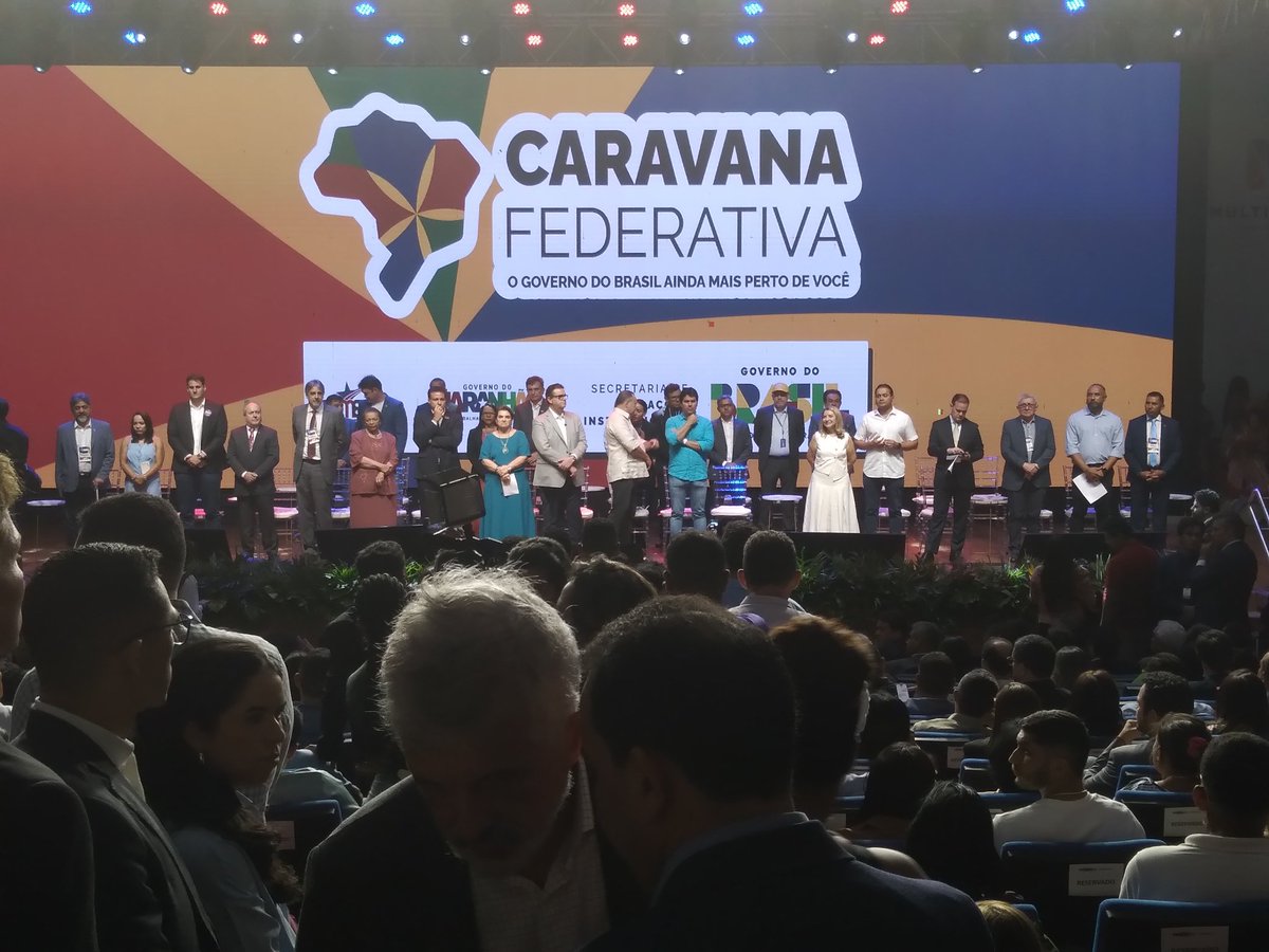 seir_ma's tweet photo. Secretária de Estado da Igualdade Racial, Célia Salazar, visita neste momento o estande do MIR durante a Caravana Federativa e destaca a importância do governo federal apresentar programas e serviços disponíveis. https://t.co/b9tofPrsRo