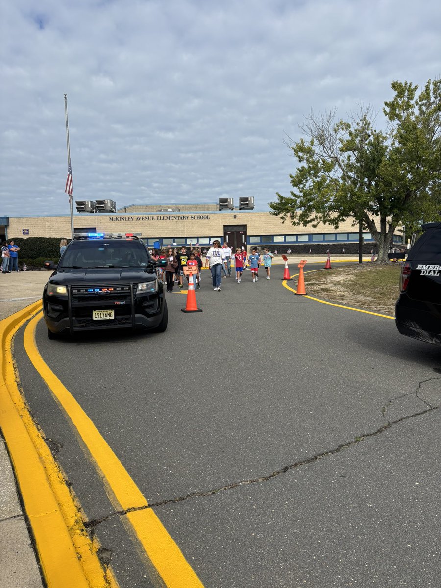 McKinley Ave School tweet media