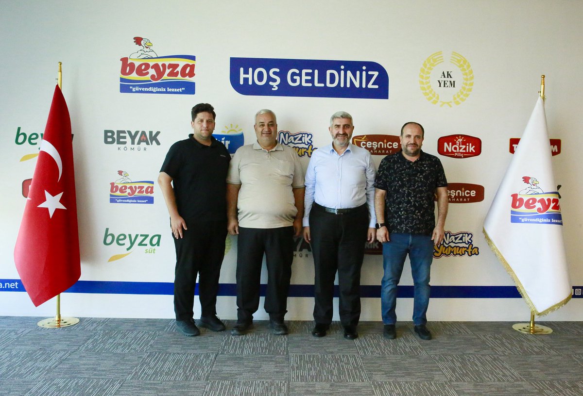 Yeşil Nizip Kooperatif Fıstıkçılar Sitesi Başkanı ve Rişvanoğlu Petrol Yönetim Kurulu Başkanı Sayın Mehmet Ali Kılıç’ı Beyza Piliç tesislerimizde misafir ettik.

Nazik ziyaretlerinden dolayı kendilerine teşekkür ediyor, başarılı çalışmalarının artarak devam etmesini diliyoruz.