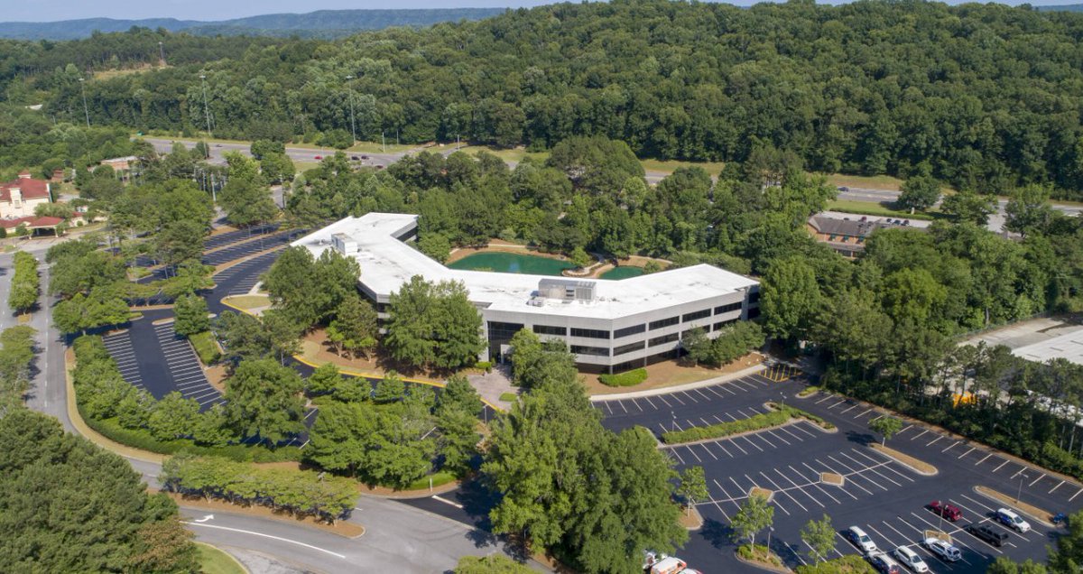 NAI Chase Commercial EVP Randy Thomas secures a 7-year, 8,541 SF lease for Garver, LLC at 100 Concourse Parkway in Birmingham! 🏢

Read the Full Press Release: bit.ly/4n3I0mI

#CRE #BirminghamBusiness