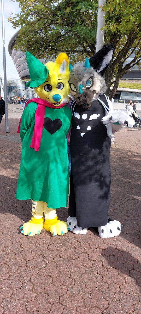 Ethis but 𝓕𝓻𝓮𝓪𝓴𝔂 ✨ tweet media