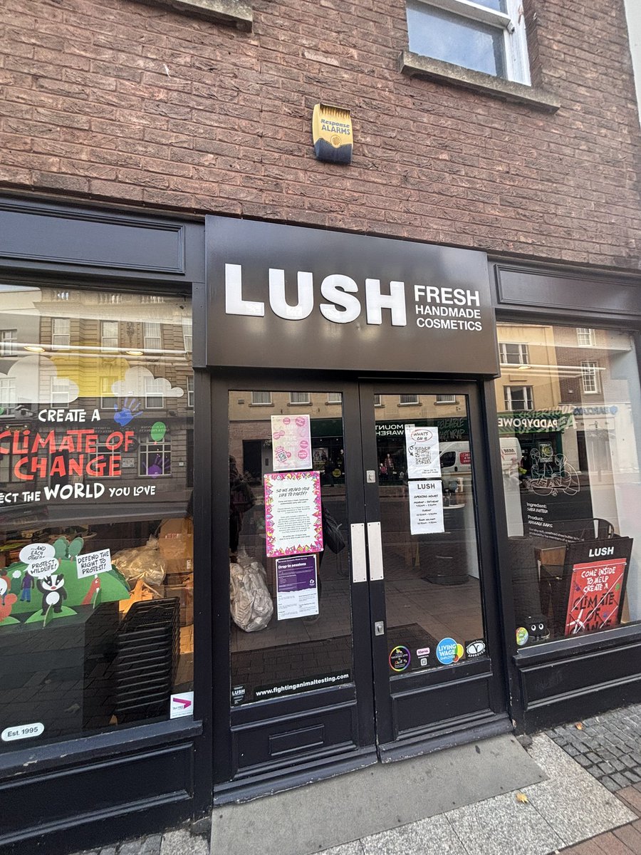 just clocked out for the last time bye bye lush 😔😔